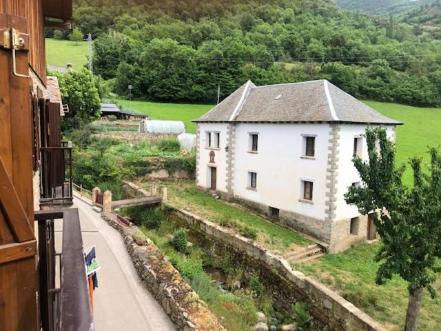 Casa Pauet D'Escalarre Apartment Bagian luar foto